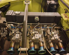 Load image into Gallery viewer, Crane Neck Spark Plug Wire Holder