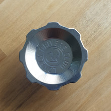 Load image into Gallery viewer, Juliet Oil Cap