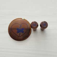 Load image into Gallery viewer, Titan Horn Button Coin and Door Lock Pull Combo