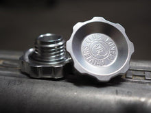 Load image into Gallery viewer, Juliet Oil Cap