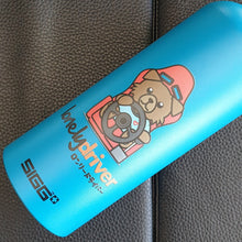 Load image into Gallery viewer, Doggie Racer X 1L SIGG Traveller
