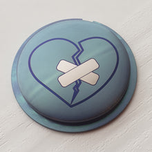 Load image into Gallery viewer, Shattered Hearts Horn Button Replacement Coin
